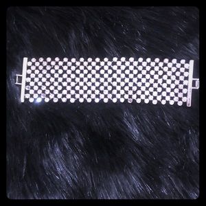 Ann Taylor Swarovski crystal element bracelet